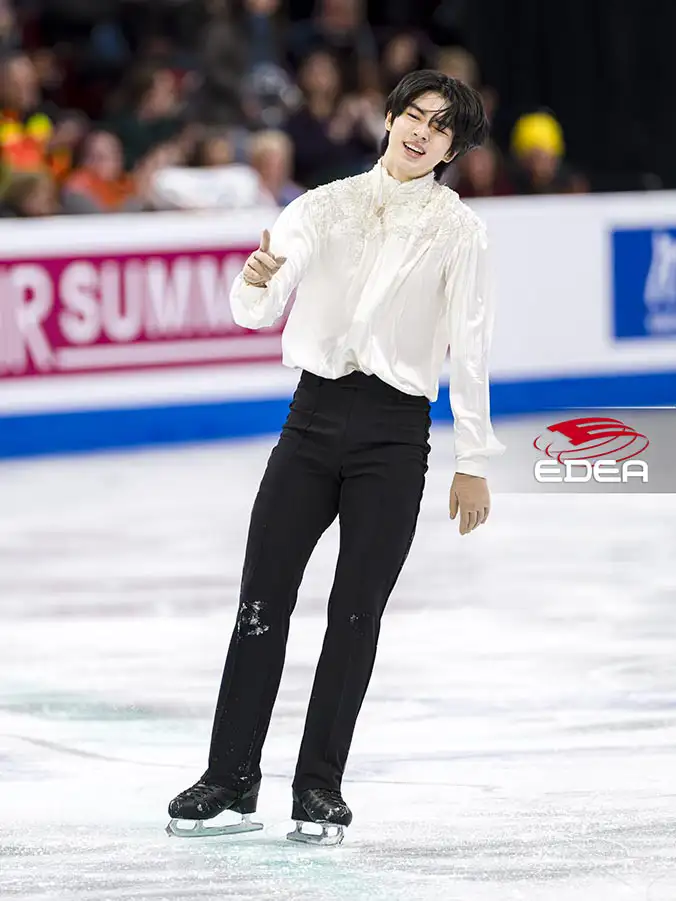 Ice Gallery Skates U.S.